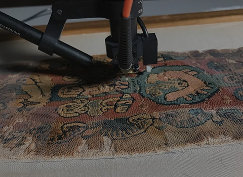 Hyperspectral imaging scans an ancient Coptic textile